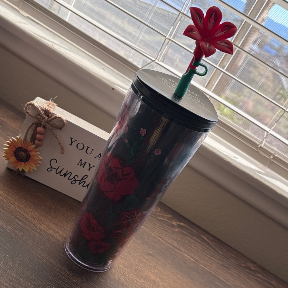 Starbucks Red Floral Tumbler with Red Flower Straw-Christmas